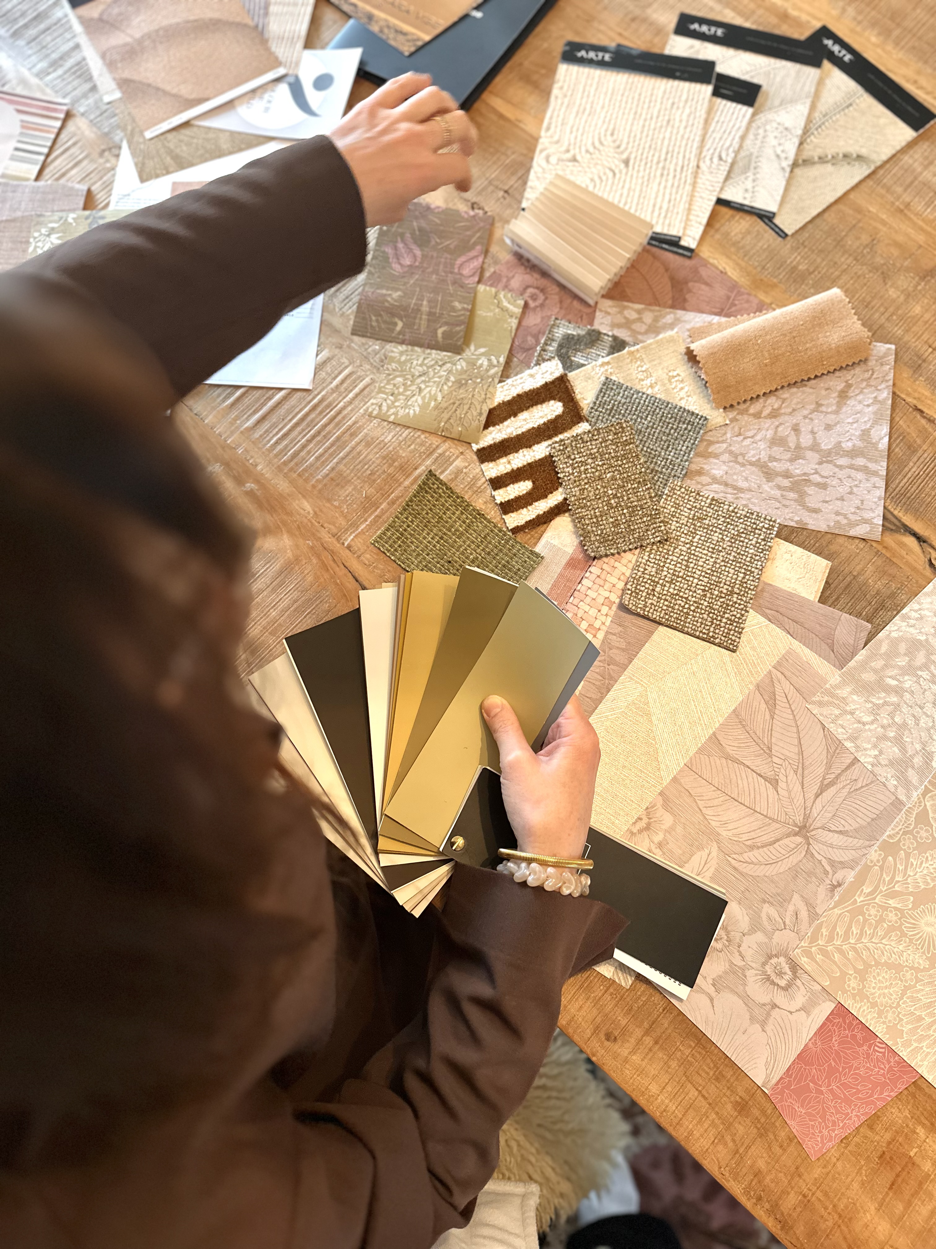 Materiaal- en kleurstalen voor interieuradvies in Nijmegen Lent